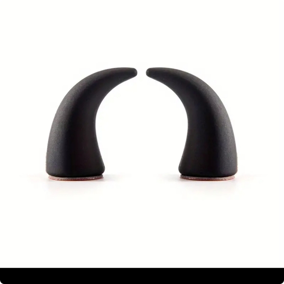 5/25 Brand new black devil horns home or car decor, stick on in black or red - Picture 4 of 7